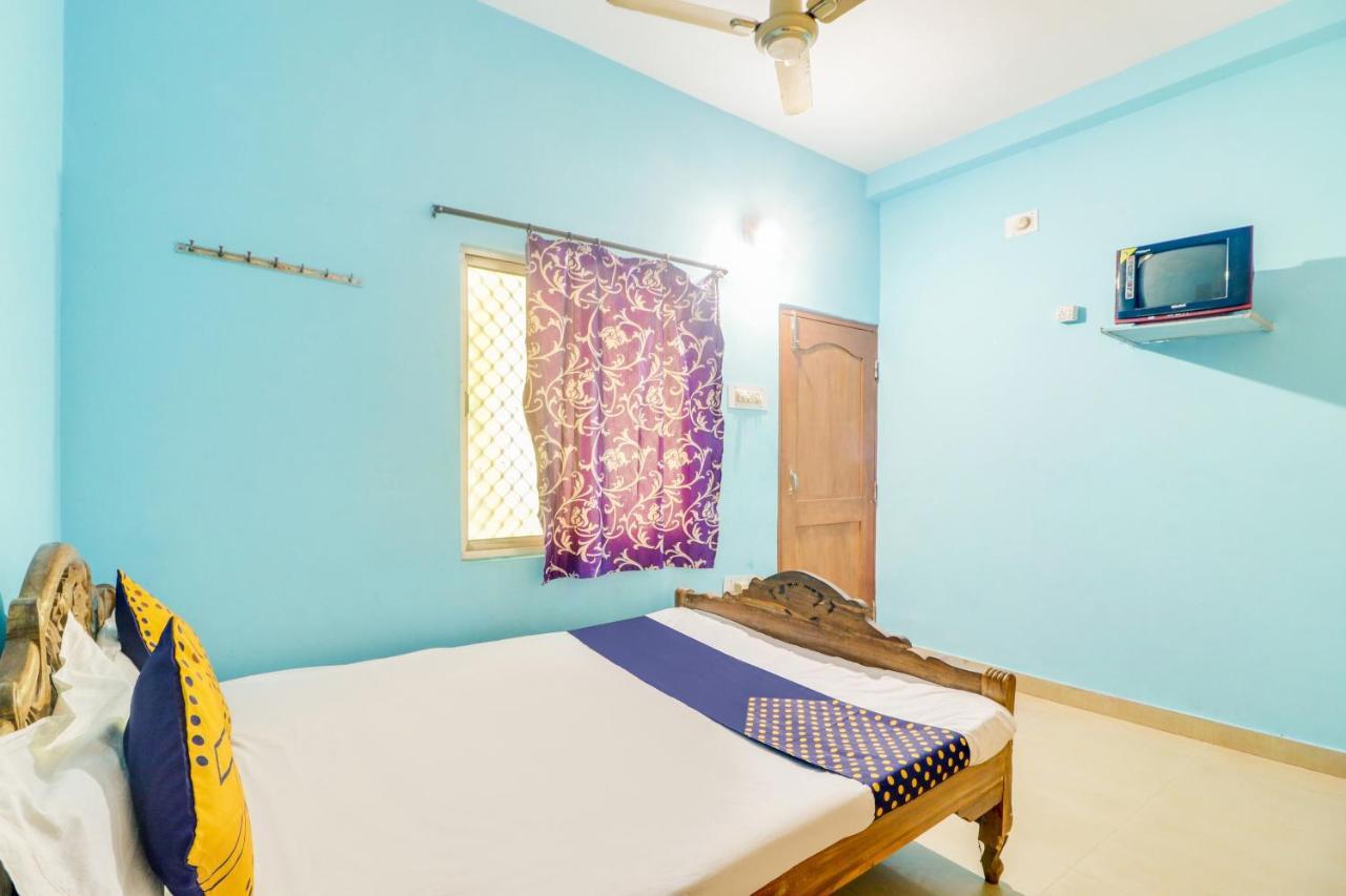 Spot On 68703 Delight Inn Puri Exterior photo